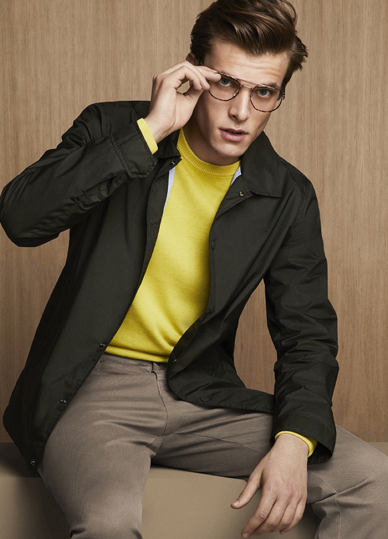 Rocking glasses, Riccardo Romano is a smart vision for Liu Jo Uomo.