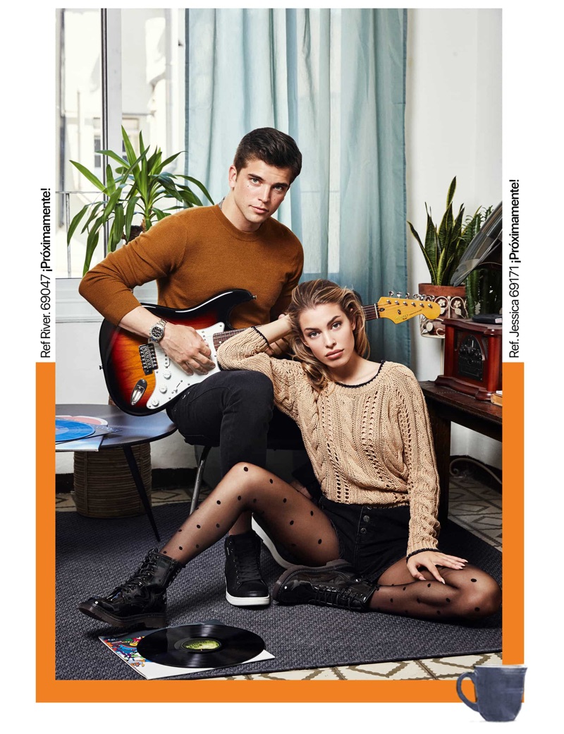 Embracing earth tones, River Viiperi and Jessica Goicoechea star in Refresh Shoes' fall-winter 2019 campaign.