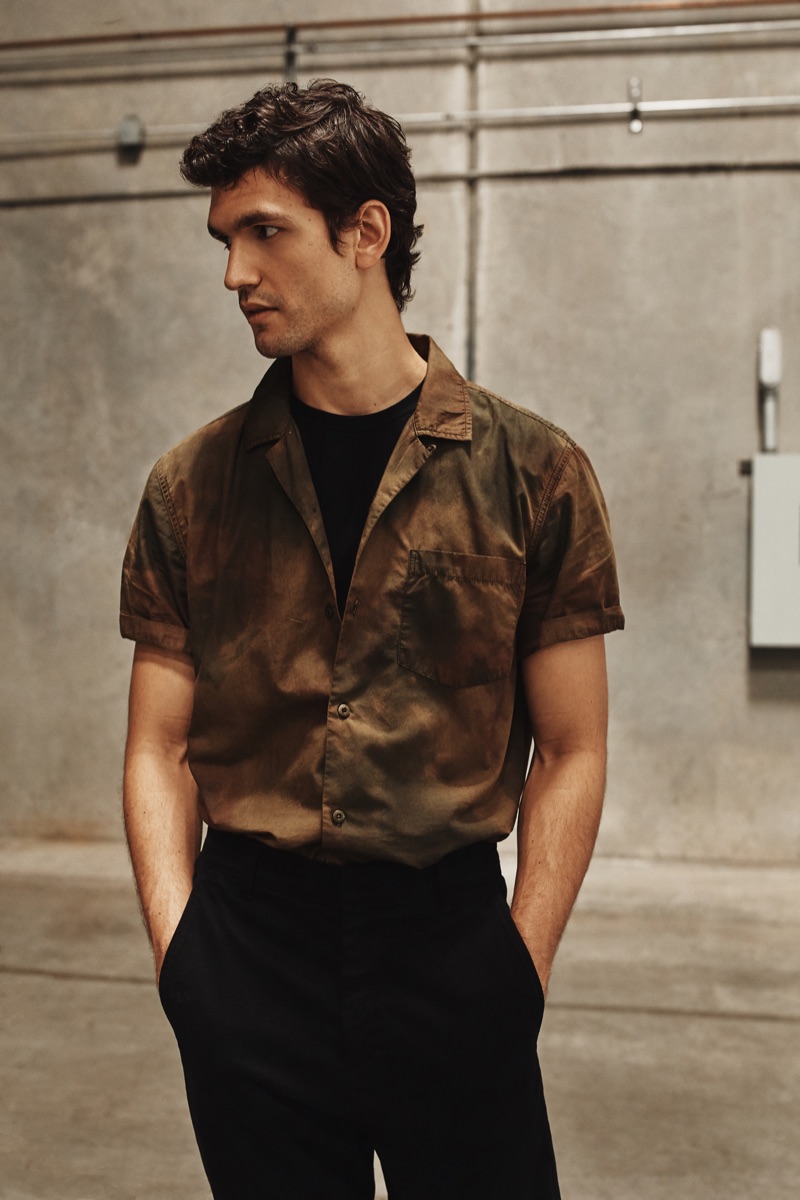 A chic vision, Alfredo Nemer models fashions from AG Jeans' spring-summer 2020 collection.