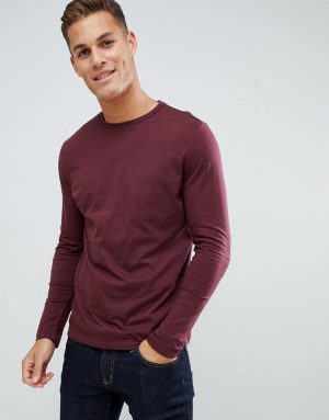 ASOS DESIGN long sleeve t-shirt with crew neck in red - Red ASOS DESIGN long sleeve t-shirt with crew neck in red - Red