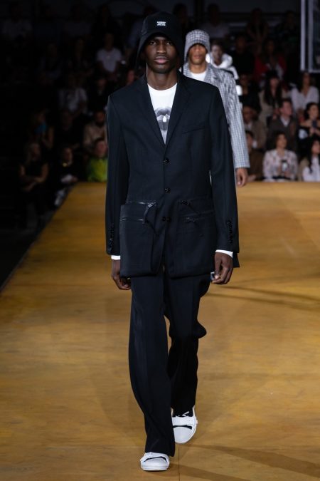 Burberry Spring Summer 2020 Mens Runway Collection 022