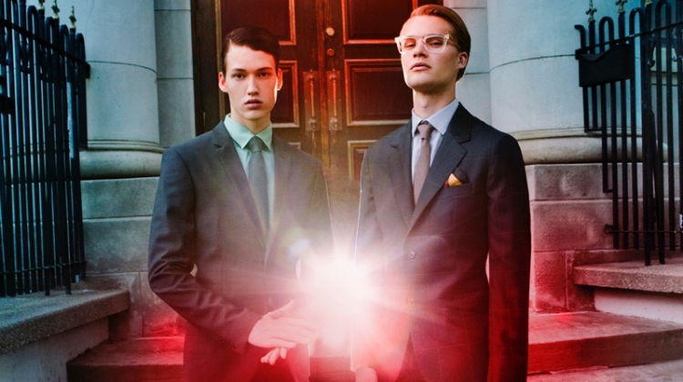 Tomer & Konrad in ‘The Red Door’
