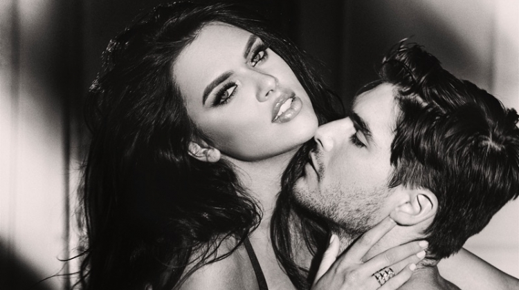 Models Kelsie Smeby and Charlie Matthews front the GUESS Seductive Noir fragrance campaign.