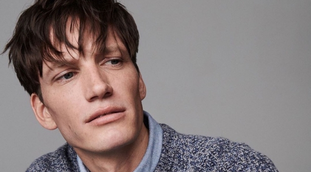 Florian & O'Shea Don Office-Ready Style by Jigsaw Florian Van Bael dons a smart shirt and sweater from Jigsaw's fall-winter 2019 men's collection.