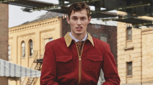 Kit Butler Sports Quirky Gucci Style for GQ México