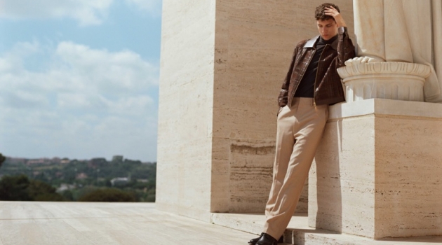 Mattia Travels to Rome in Fendi for Life & Style México Mattia Travels to Rome in Fendi for Life & Style México