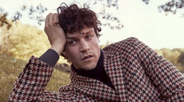 Miles McMillan Takes to Nature for GQ Russia Miles McMillan Takes to Nature for GQ Russia