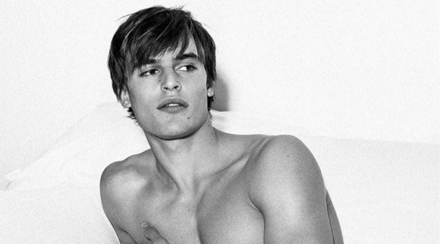 Parker van Noord Rocks Pepe Jeans Fall '19 Underwear Collection Parker van Noord connects with Pepe Jeans for its fall-winter 2019 underwear outing.