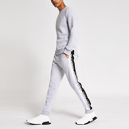 black pants nike air force 1
