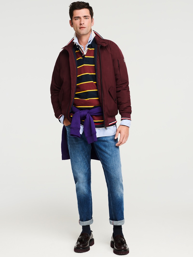 Sean O'Pry embraces collegiate style in a look from Tommy Hilfiger's fall-winter 2019 men's collection.