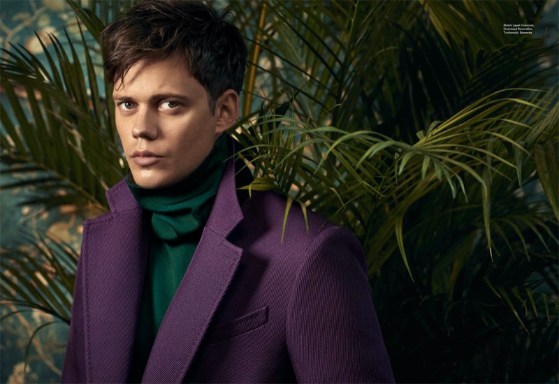 Mixing colors, Bill Skarsgård is regal in Givenchy.