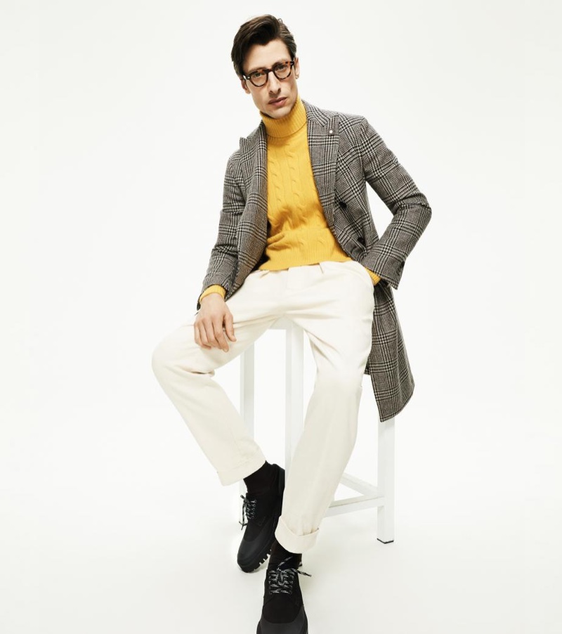 Jonas Mason is smart in a fall-winter 2019 look from Lardini for the brand's new campaign.