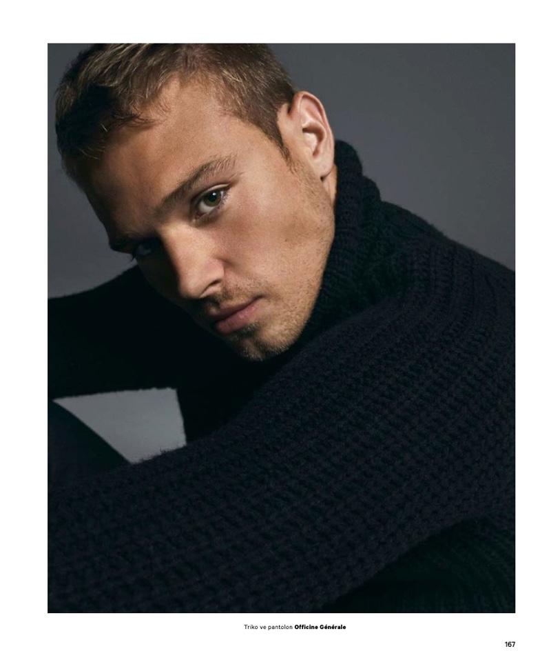 Matthew Noszka 2019 Esquire Turkey Photo Shoot 002