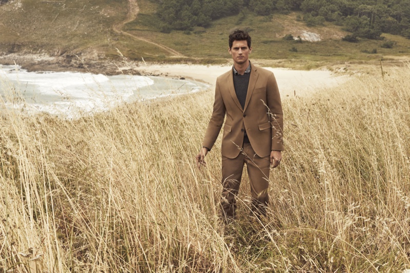 Donning a brown suit, Garrett Neff fronts Pedro del Hierro's winter 2019 campaign.