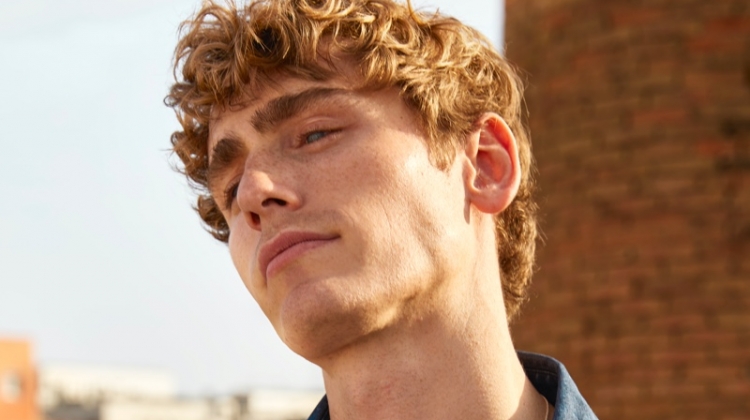 Tom Webb stars in s.Oliver's Your Moment fragrance campaign.