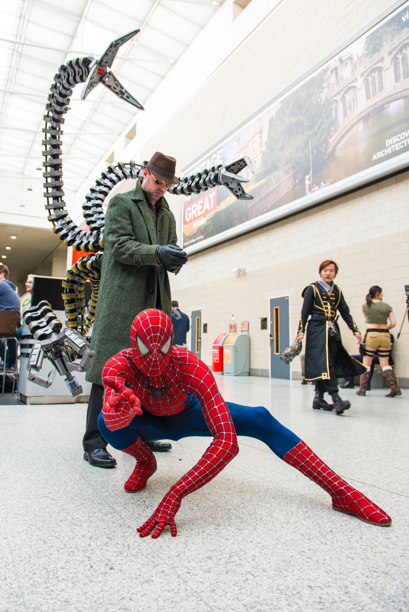 Doctor Octopus and Spider-Man cosplayers.