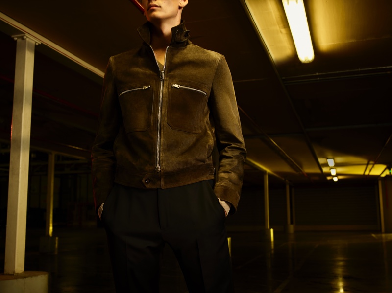 Model Hugh Burry dons a suede jacket from the Tom Ford x Mr Porter capsule collection. » Tom Ford Brings Fall Glamour to Mr Porter with Capsule Collection Model Hugh Burry dons a suede jacket from the Tom Ford x Mr Porter capsule collection.