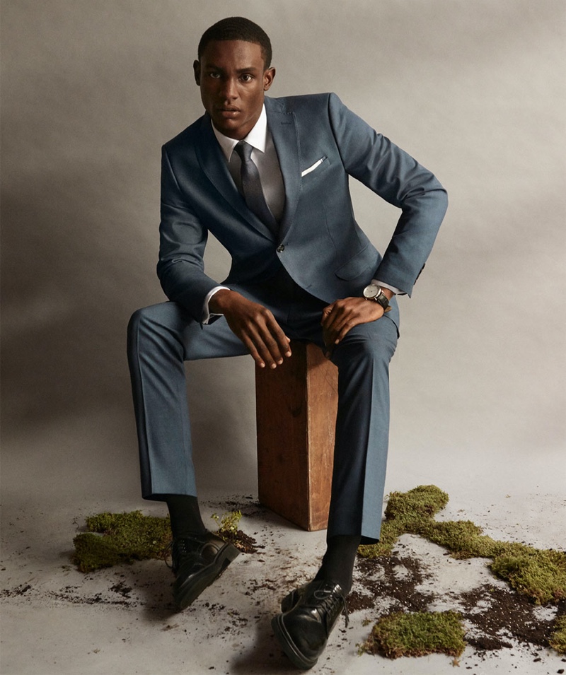 Victor Ndigwe is sleek in a charcoal Zara suit that's ideal for the office.