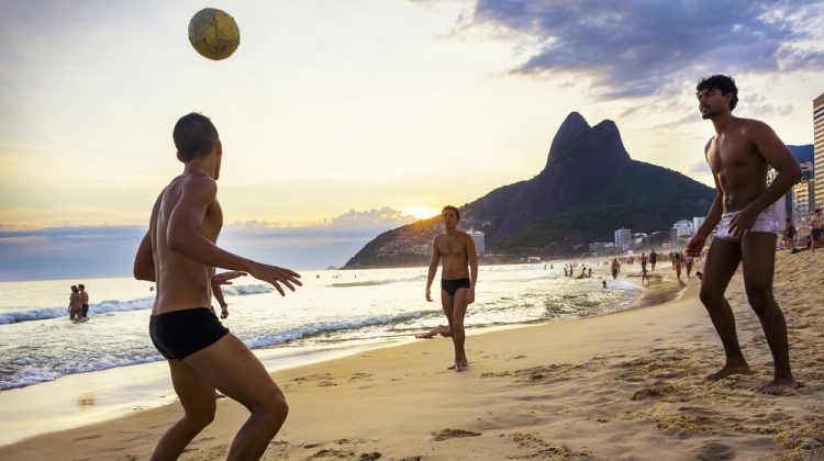 When in Brazil: How to Dress Like a Local During Your Next Vacation