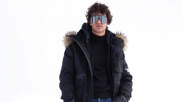 Francisco Henriques Hits the Slopes with Dsquared2 Ski Francisco Henriques sports a warm look from the Dsquared2 Ski collection.