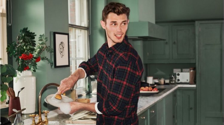 Kit & Hamid Embrace Tradition in H&M’s Classic Winter Pieces