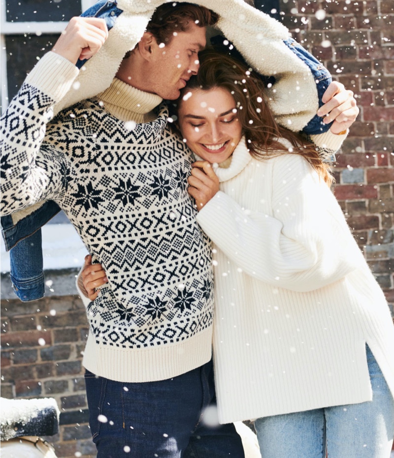 H&M puts the spotlight on its festive jacquard-knit turtleneck sweater.