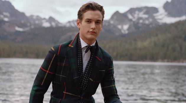 Jegor, Jeenu & Zhao Inspire in POLO Ralph Lauren Holiday '19 Collection Jegor Venned dons a tartan blazer with velvet pants from POLO Ralph Lauren.