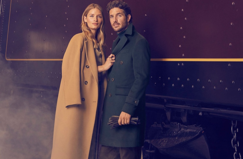 Linda Vojtová and Justice Joslin front Simons' holiday 2019 campaign.