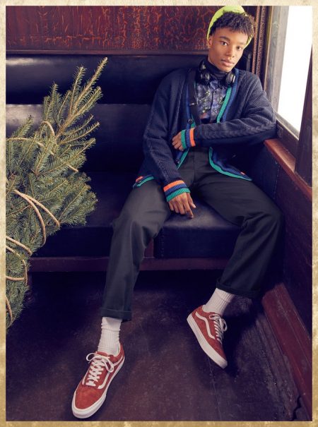 Justice, Kane, Robbie + More Embrace the Holiday Spirit for Simons Campaign