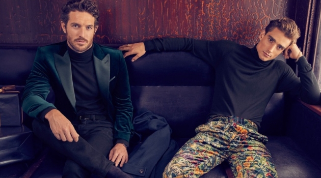 Justice, Kane, Robbie + More Embrace the Holiday Spirit for Simons Campaign Models Justice Joslin and Kane Roberts star in Simons' holiday 2019 campaign.