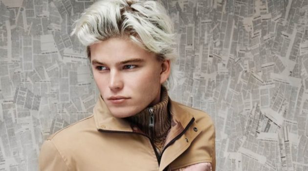 Jordan, Parker + More Rock Dior Men Resort '20 Collection for Holt Renfrew Jordan Barrett sports a casual look from Dior Men's resort 2020 collection for Holt Renfrew.