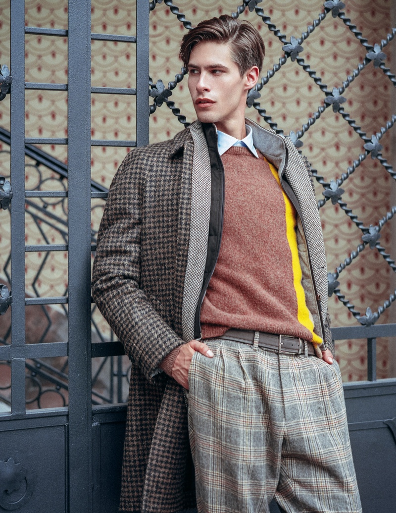 Oyvind wears shirt Caporiccio, sweater and pants Drumoh, jacket and coat Luigi Bianchi.