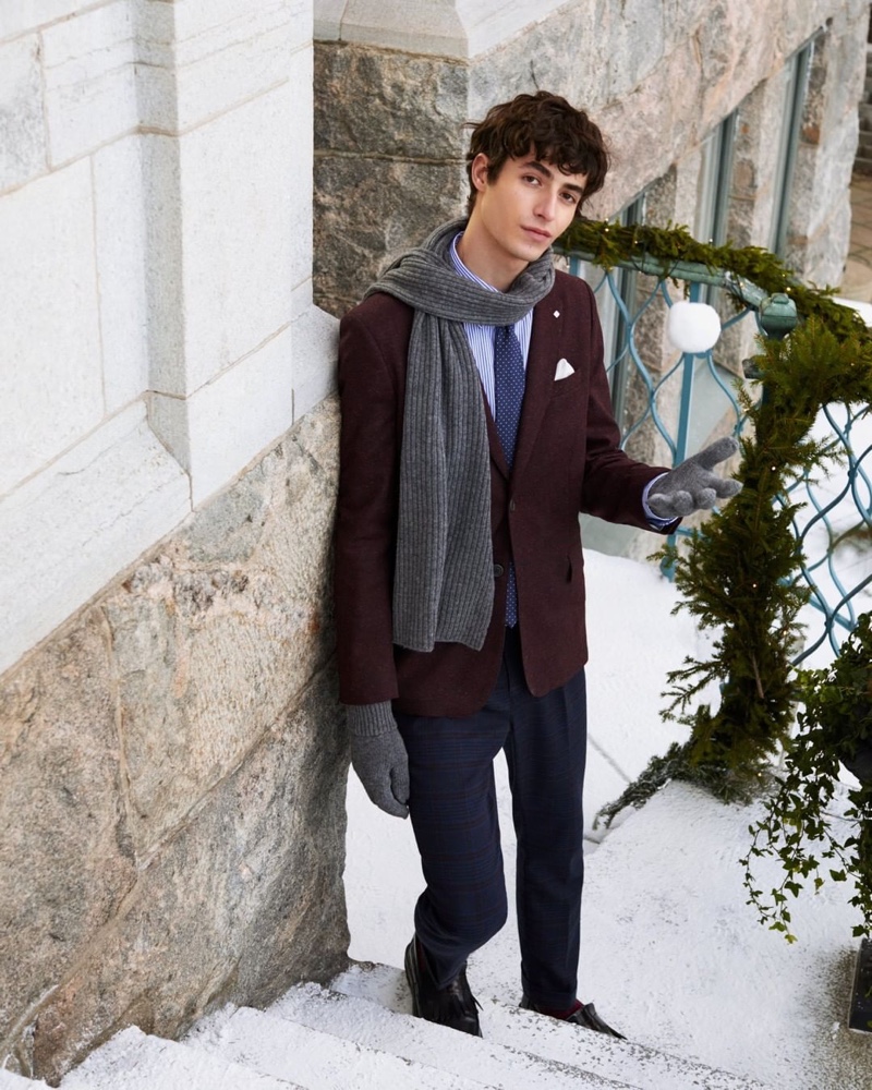 Oscar Kindelan fronts GANT's holiday 2019 campaign.