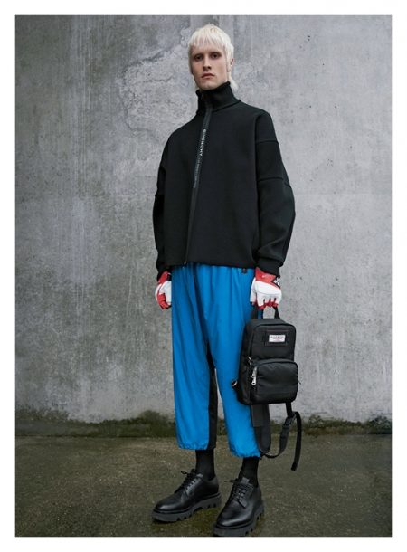 Givenchy Pre Spring 2020 Mens Collection Lookbook 011