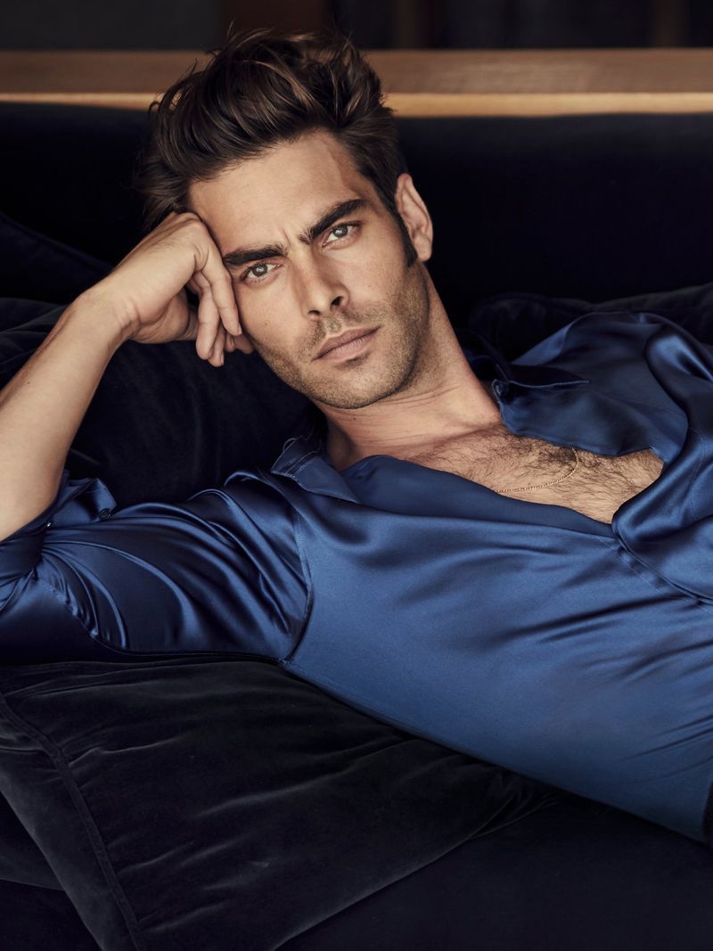 Jon Kortajarena 2019 Vogue Poland 006