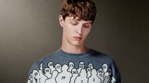 Tim & Jordan Go Casual in Louis Vuitton Pre-Spring '20 Collection for Holt Renfrew Tim Schuhmacher dons a studio jacquard sweater and cargo pants from Louis Vuitton's pre-spring 2020 collection.