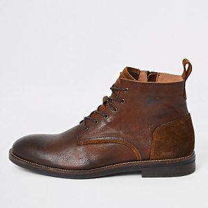 River Island Mens Brown leather lace-up chukka boots River Island Mens Brown leather lace-up chukka boots