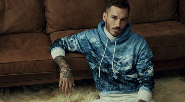 David Alexander Flinn Embraces Fresh Après-ski Style for Simons David Alexander Flinn sports a LE 31 nordic panorama print hoodie.