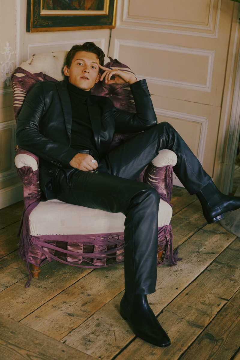 Sporting leather, Tom Holland dons a jacket and pants by Giorgio Armani with a Tom Ford turtleneck. He also rocks Christian Louboutin leather boots and a David Yurman ring for his GQ Style USA shoot. » Tom Holland Dons Designer Looks for GQ Style USA Sporting leather, Tom Holland dons a jacket and pants by Giorgio Armani with a Tom Ford turtleneck. He also rocks Christian Louboutin leather boots and a David Yurman ring for his GQ Style USA shoot.