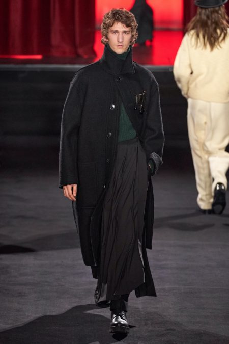 AMI Fall Winter 2020 Mens Collection Runway 010