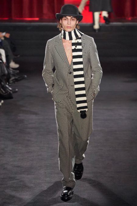 AMI Fall Winter 2020 Mens Collection Runway 011