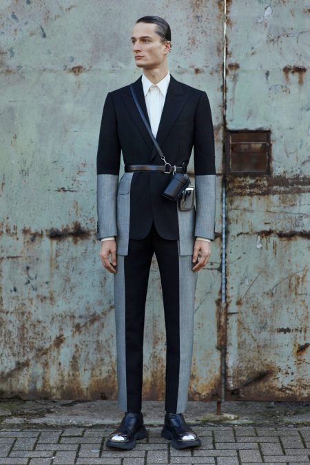 Alexander McQueen Fall Winter 2020 Mens Collection Lookbook 005