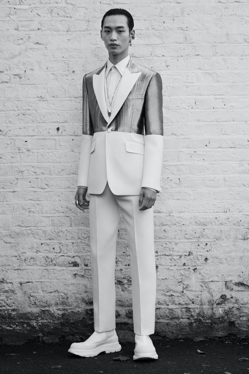 Alexander McQueen Fall Winter 2020 Mens Collection Lookbook
