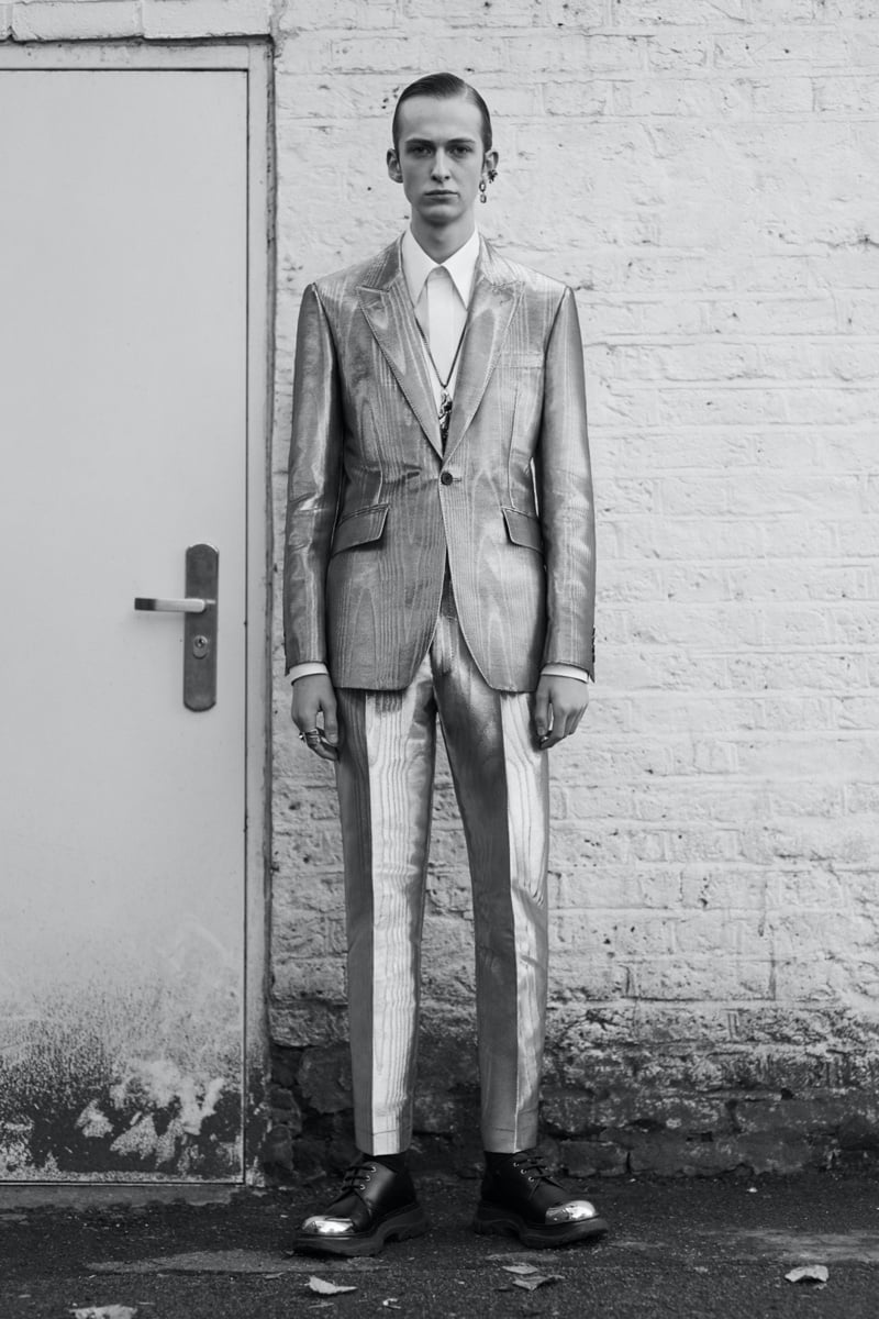 Alexander McQueen Fall Winter 2020 Mens Collection Lookbook