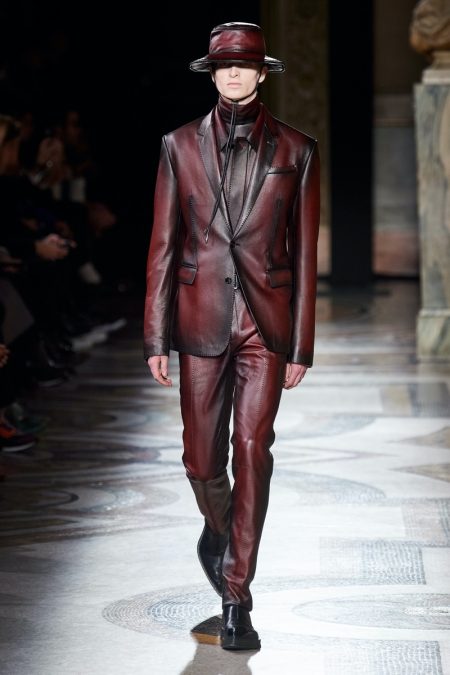 Berluti Fall Winter 2020 Mens Collection Runway 011