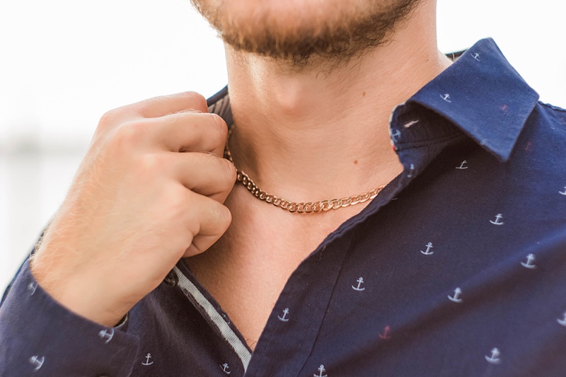 Closeup Man Gold Chain Necklace