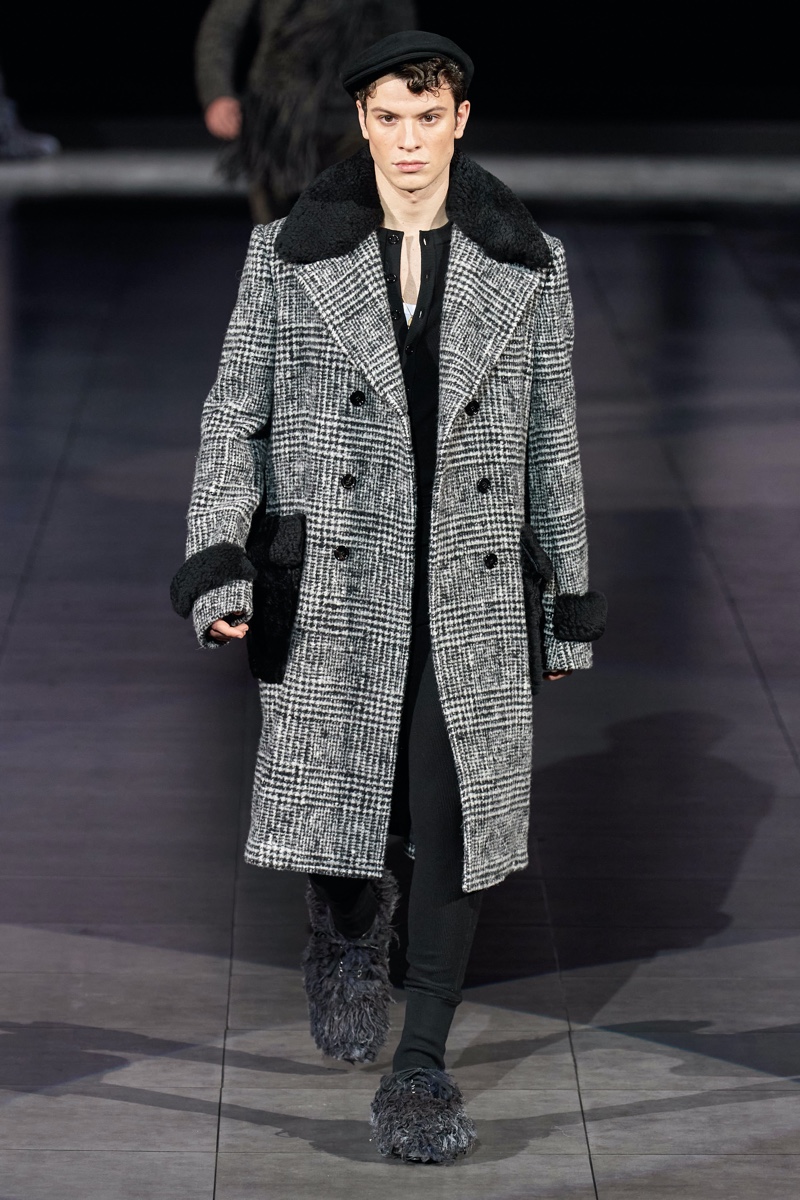 Dolce and Gabbana Fall Winter 2020 Mens Collection Runway Show 011