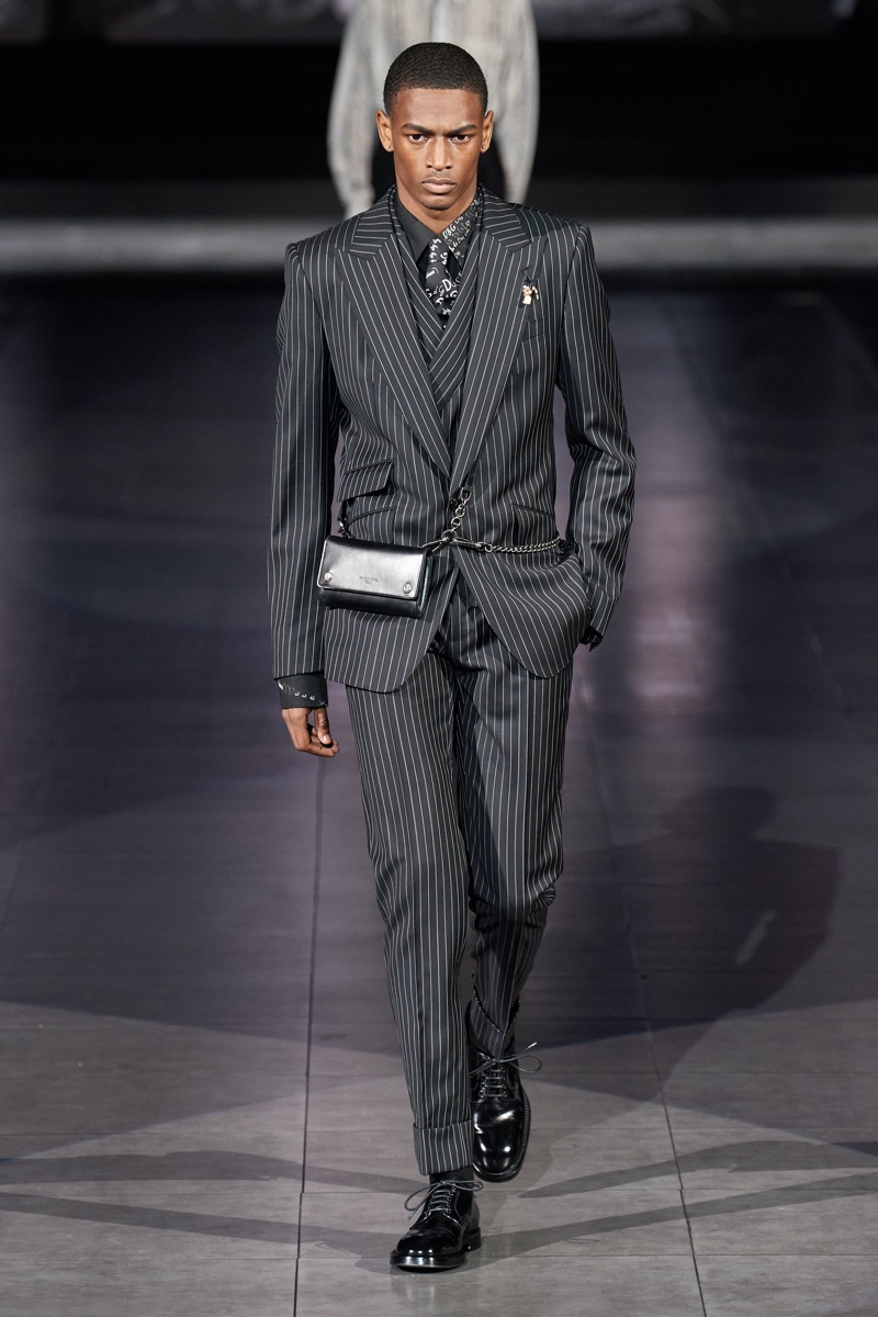 Dolce and Gabbana Fall Winter 2020 Mens Collection Runway Show 017