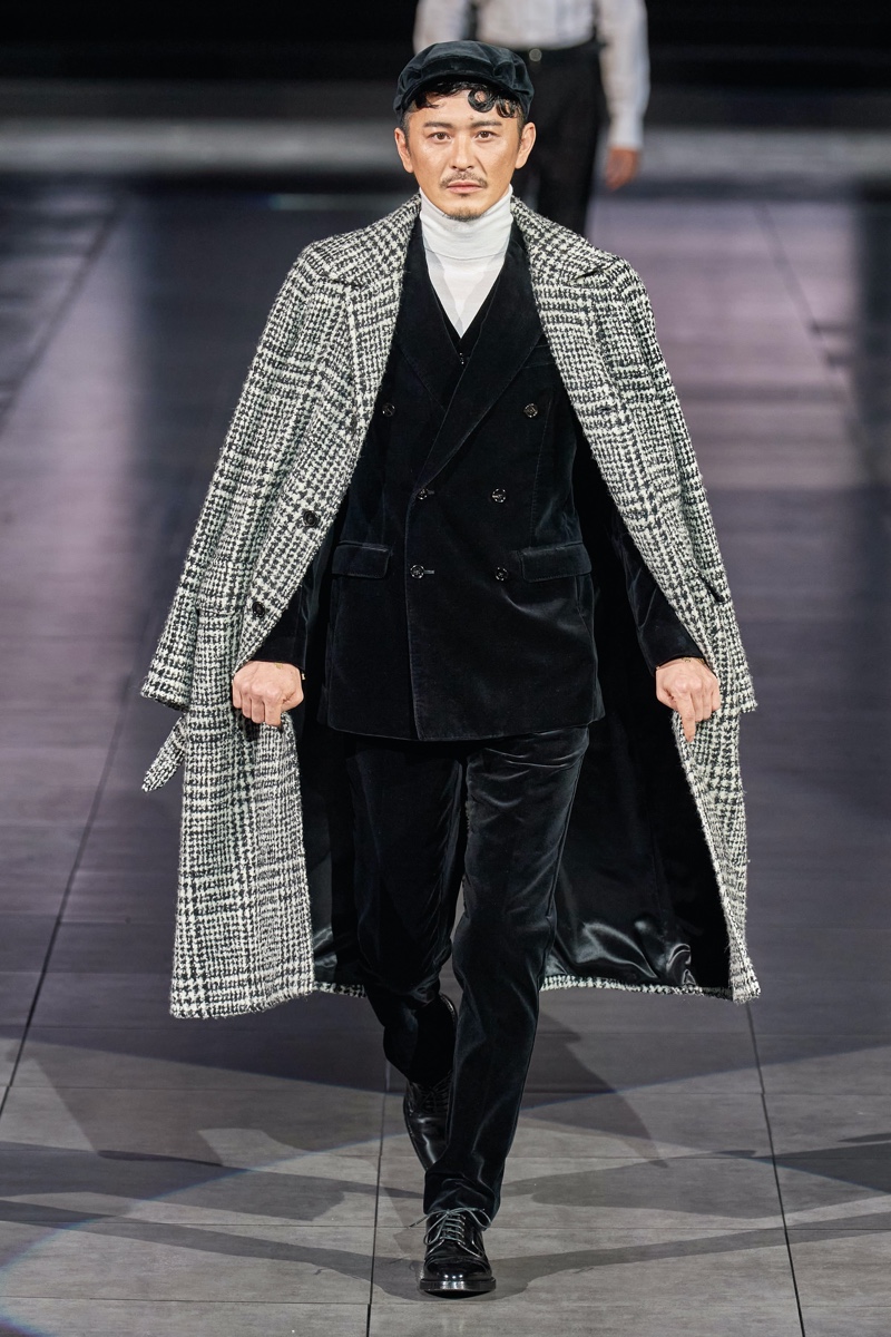 Dolce and Gabbana Fall Winter 2020 Mens Collection Runway Show 025