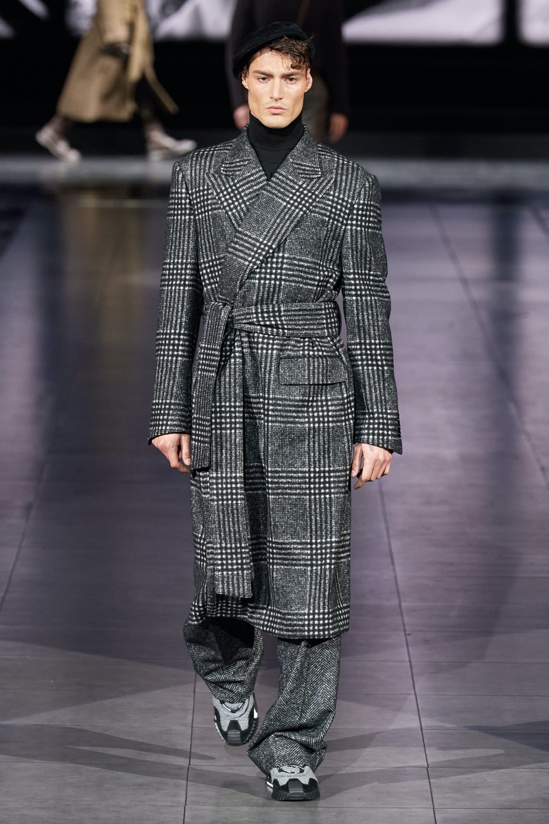 Dolce and Gabbana Fall Winter 2020 Mens Collection Runway Show 044
